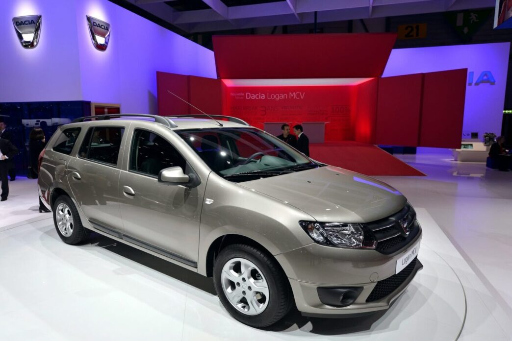 de-ce-nu-si-schimba-un-pensionar-masina-dacia-logan-break-cu-315.000-kilometri-la-bord