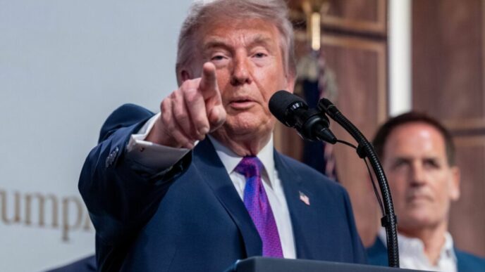 trump:-iranul-nu-a-suferit-inca-suficient.-washingtonul-oscileaza-intre-atacuri-si-diplomatie