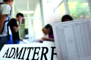 o-mama-nemultumita-de-liceul-la-care-a-fost-repartizat-copilul-cauta-un-elev-dispus-sa-faca-schimb-de-locuri.-ce-spune-legea-despre-o-astfel-de-situatie